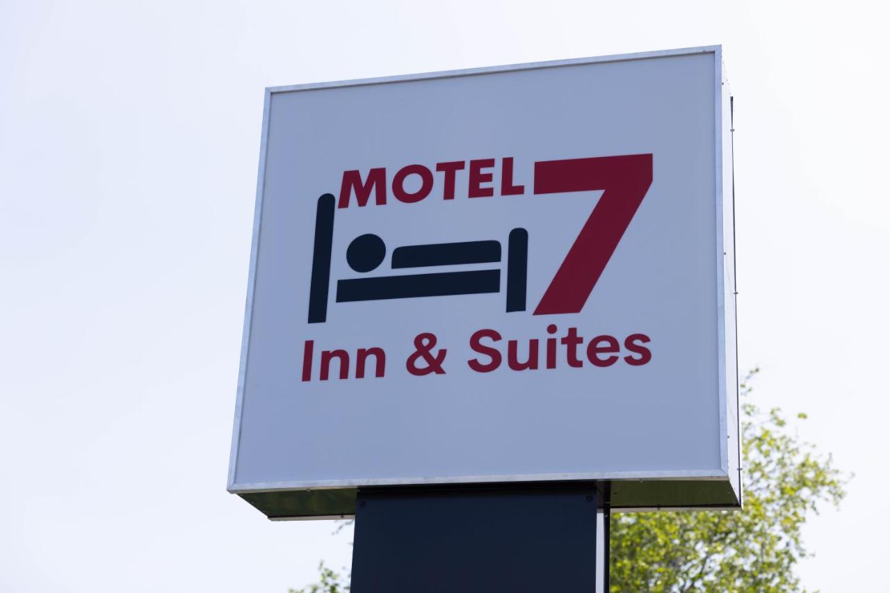 Motel 7 Inn & Suites Beresford Exterior foto